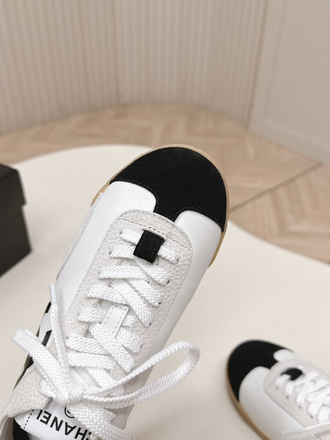 Women's high heels